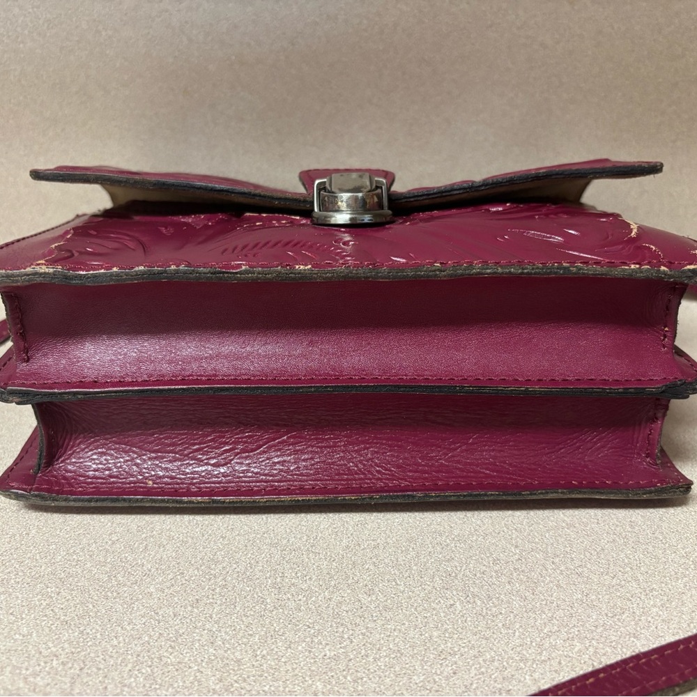 Patricia Nash Leather Crossbody Bag - Picture 5 of 16